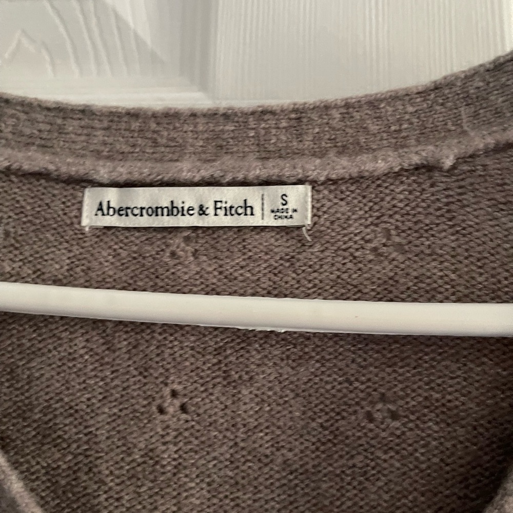 Cropped button sweater from Abercrombie &Fitch size small